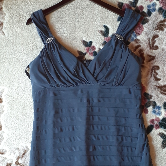 Scarlett Nite Event Dress - Picture 15 of 15